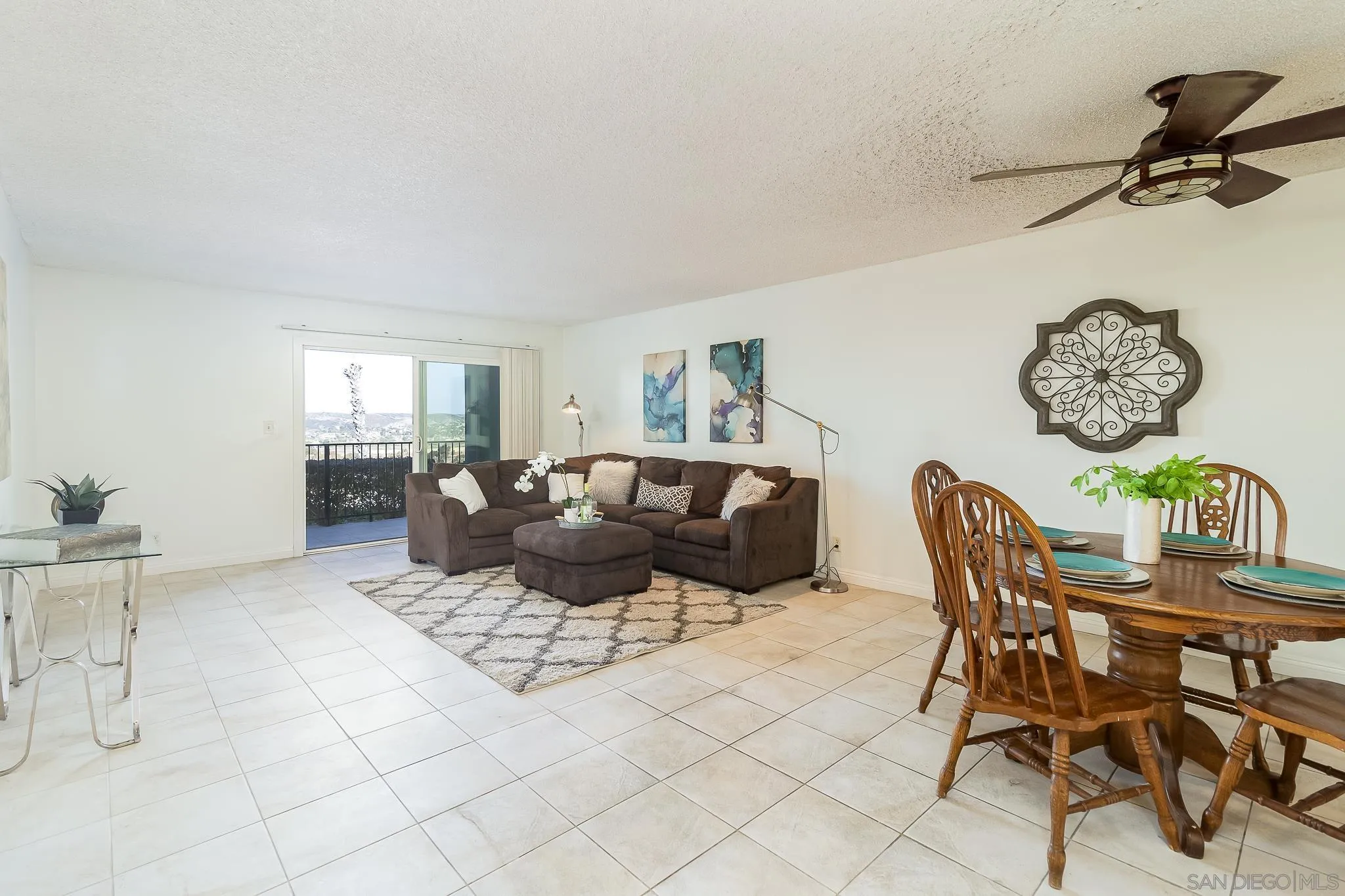 3606 Vista Rey, Unit 16 Oceanside, CA 92057 - Photo 5 of 26 Gallery Image 5