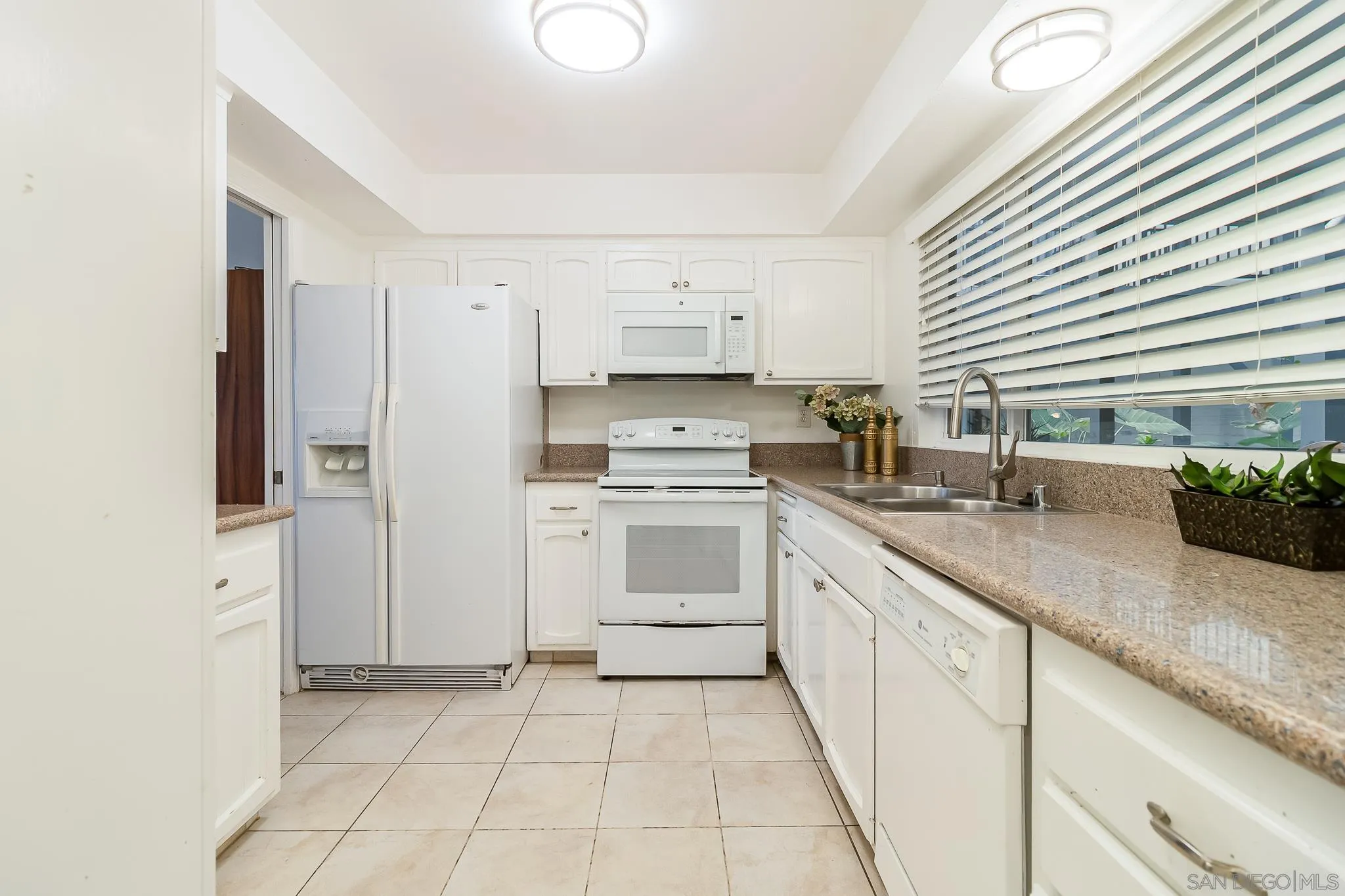 3606 Vista Rey, Unit 16 Oceanside, CA 92057 - Photo 8 of 26 Gallery Image 8
