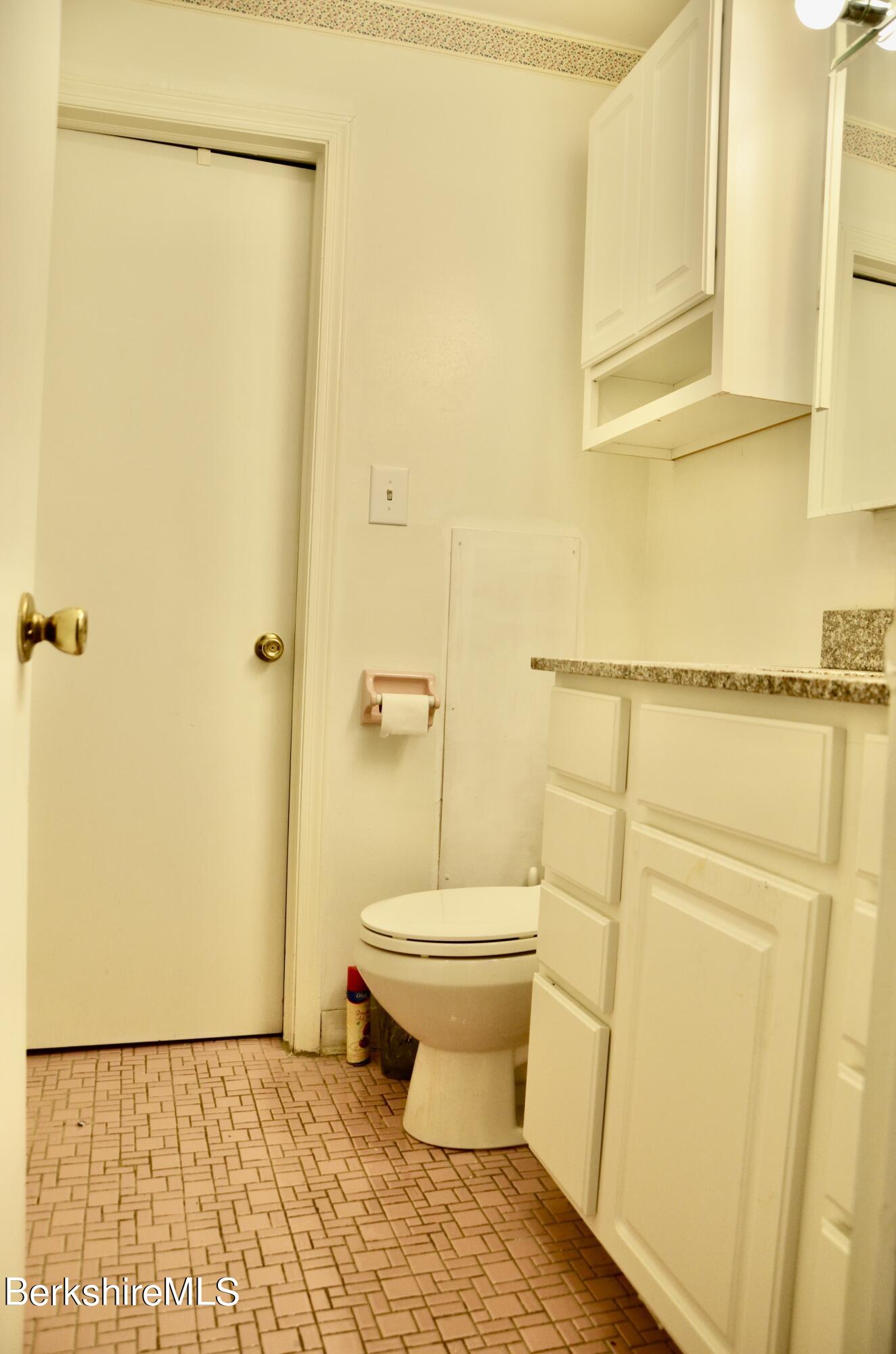 260 Pittsfield Road, Unit C11 Lenox, MA 01240 - Photo 14 of 18 DSC_0014