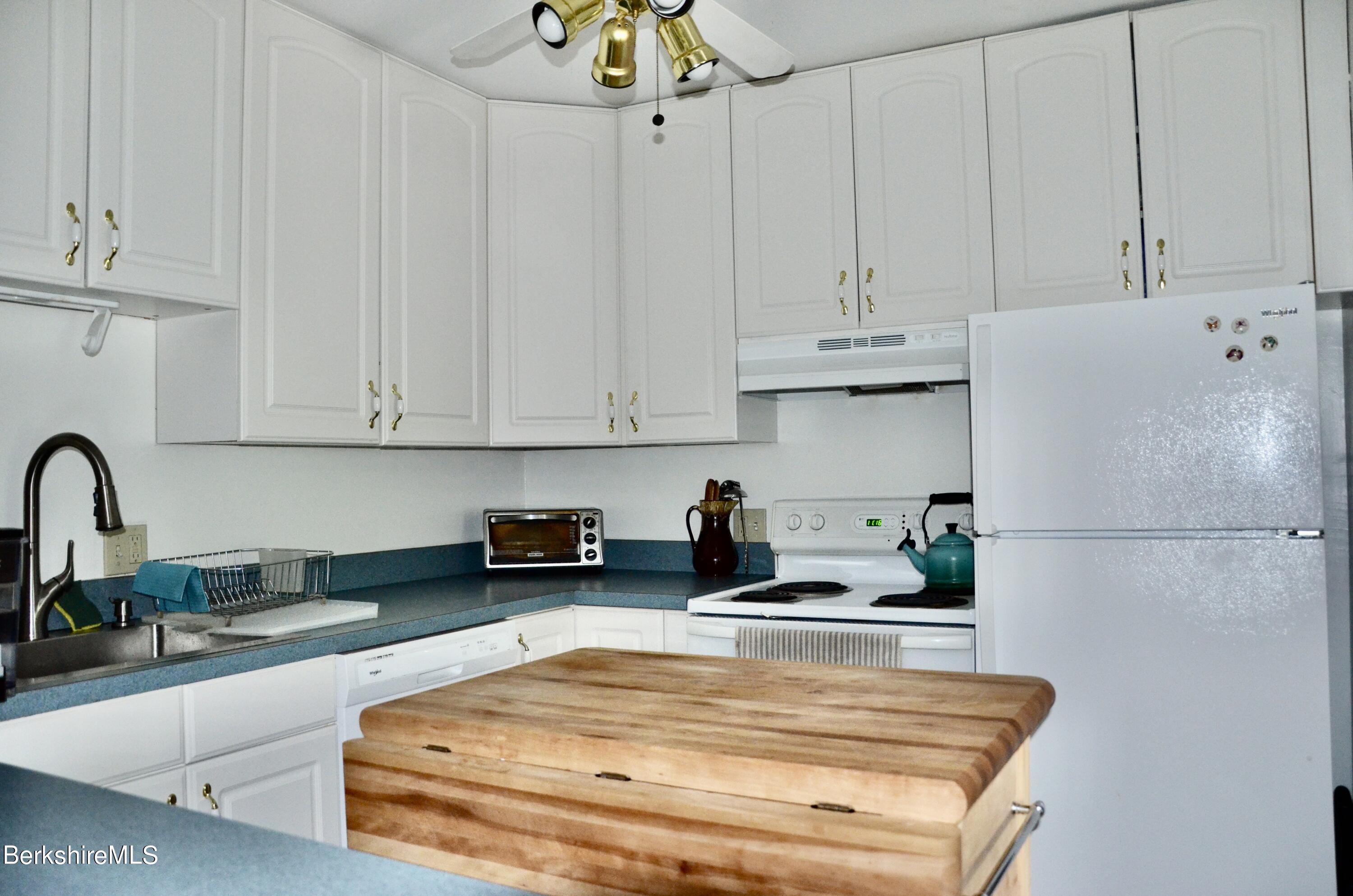 260 Pittsfield Road, Unit C11 Lenox, MA 01240 - Photo 7 of 18 DSC_0011
