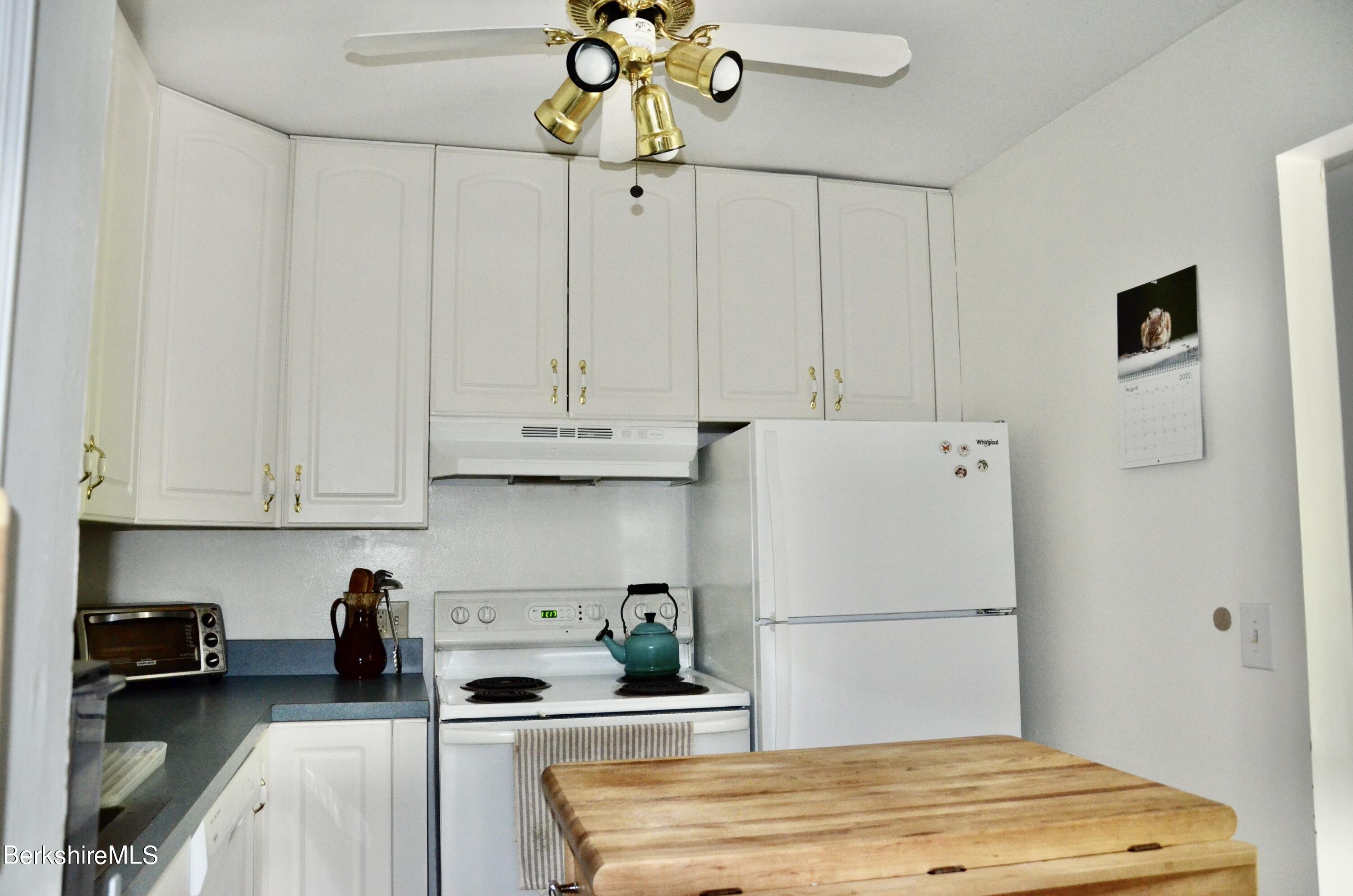 260 Pittsfield Road, Unit C11 Lenox, MA 01240 - Photo 8 of 18 DSC_0013