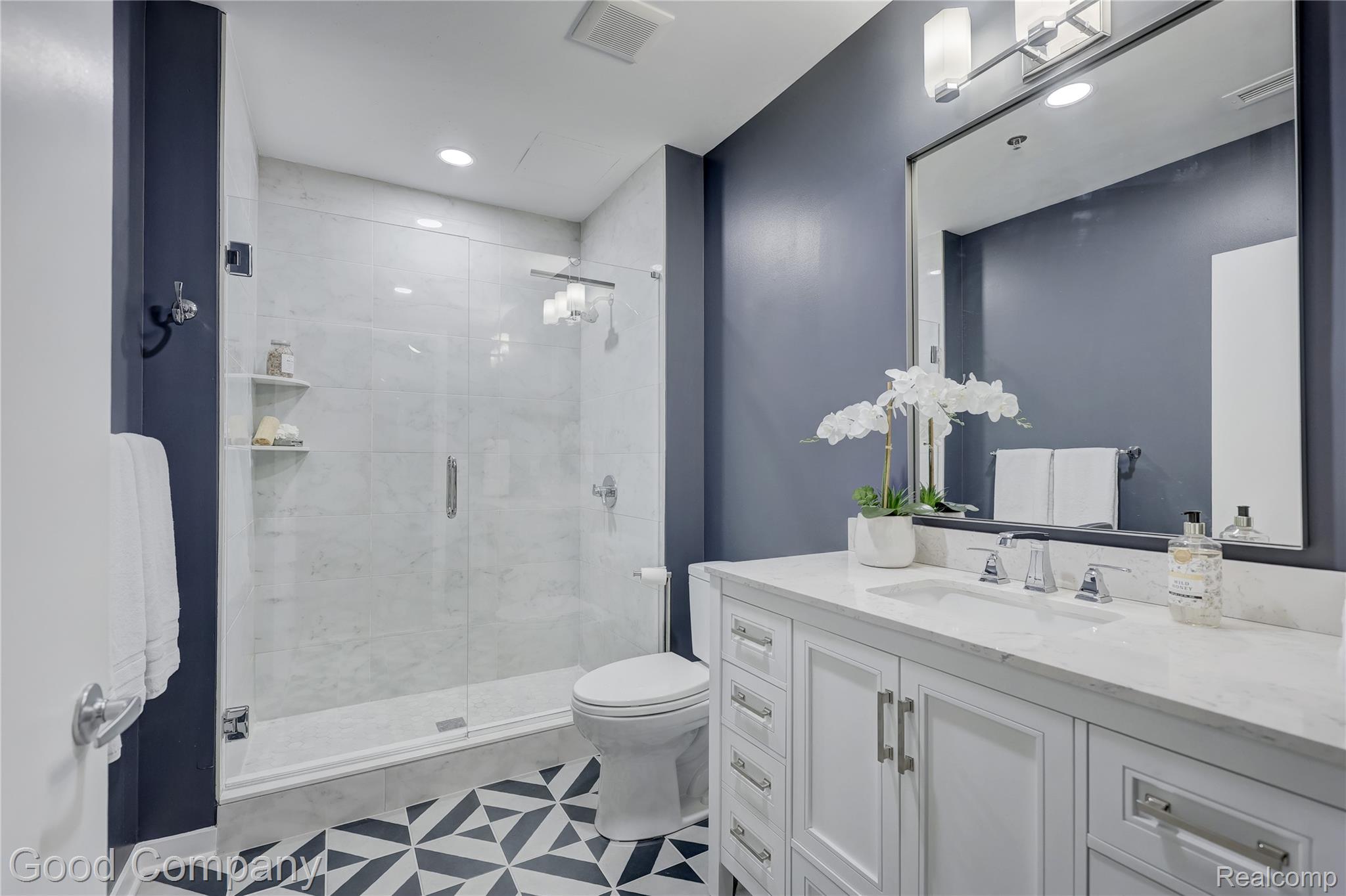 100 West Fifth Street, Unit 604 Royal Oak, MI 48067 - Photo 37 of 57 100 W. 5th St. #604-38.jpg