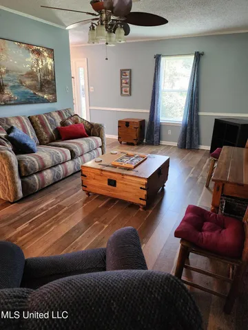 $1,900 | 125 Edmund Drive, Long Beach, MS 39560