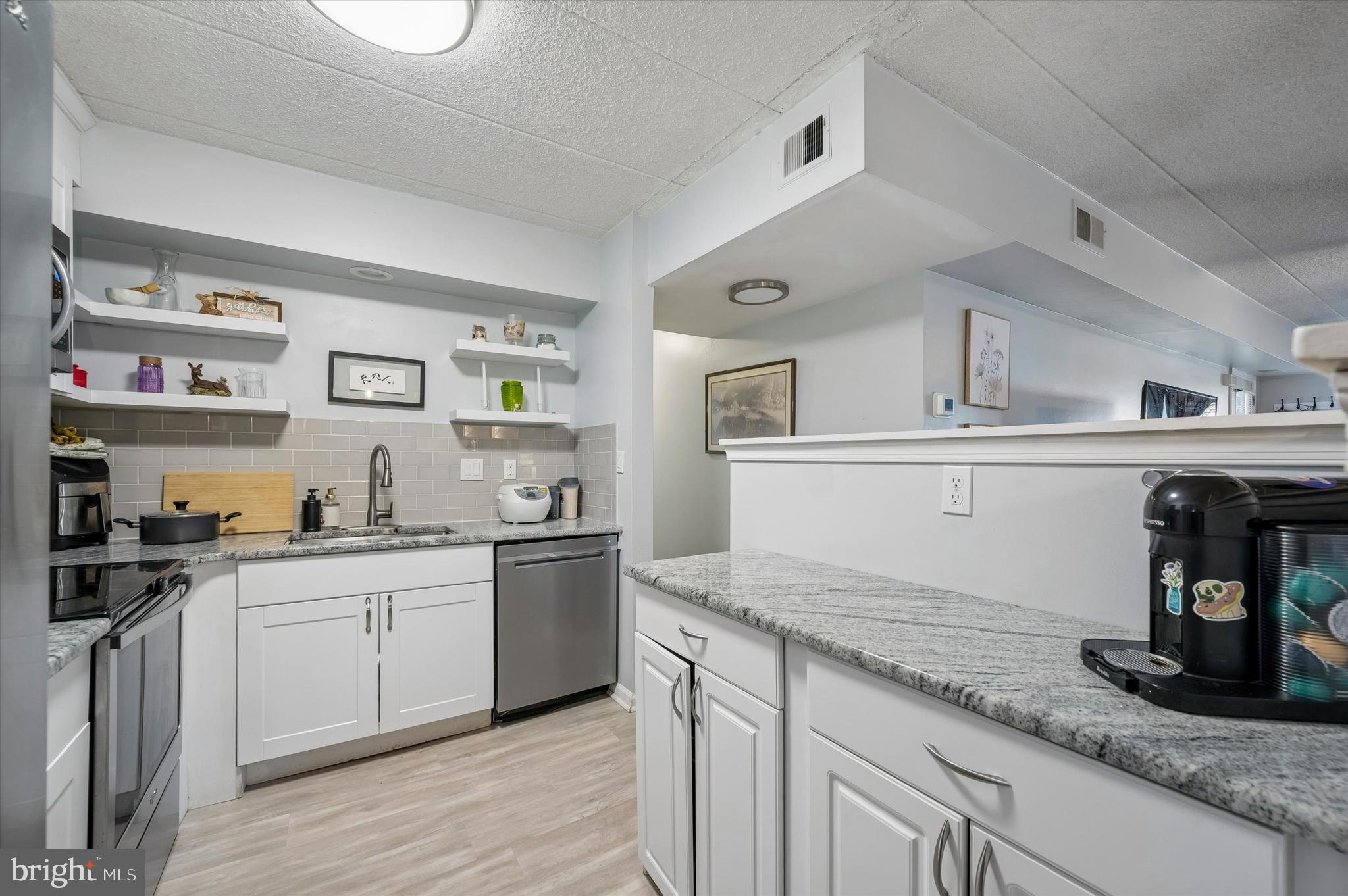 114 Riversedge Drive, Unit CONDO 114 Jeffersonville, PA 19403 - Photo 11 of 22