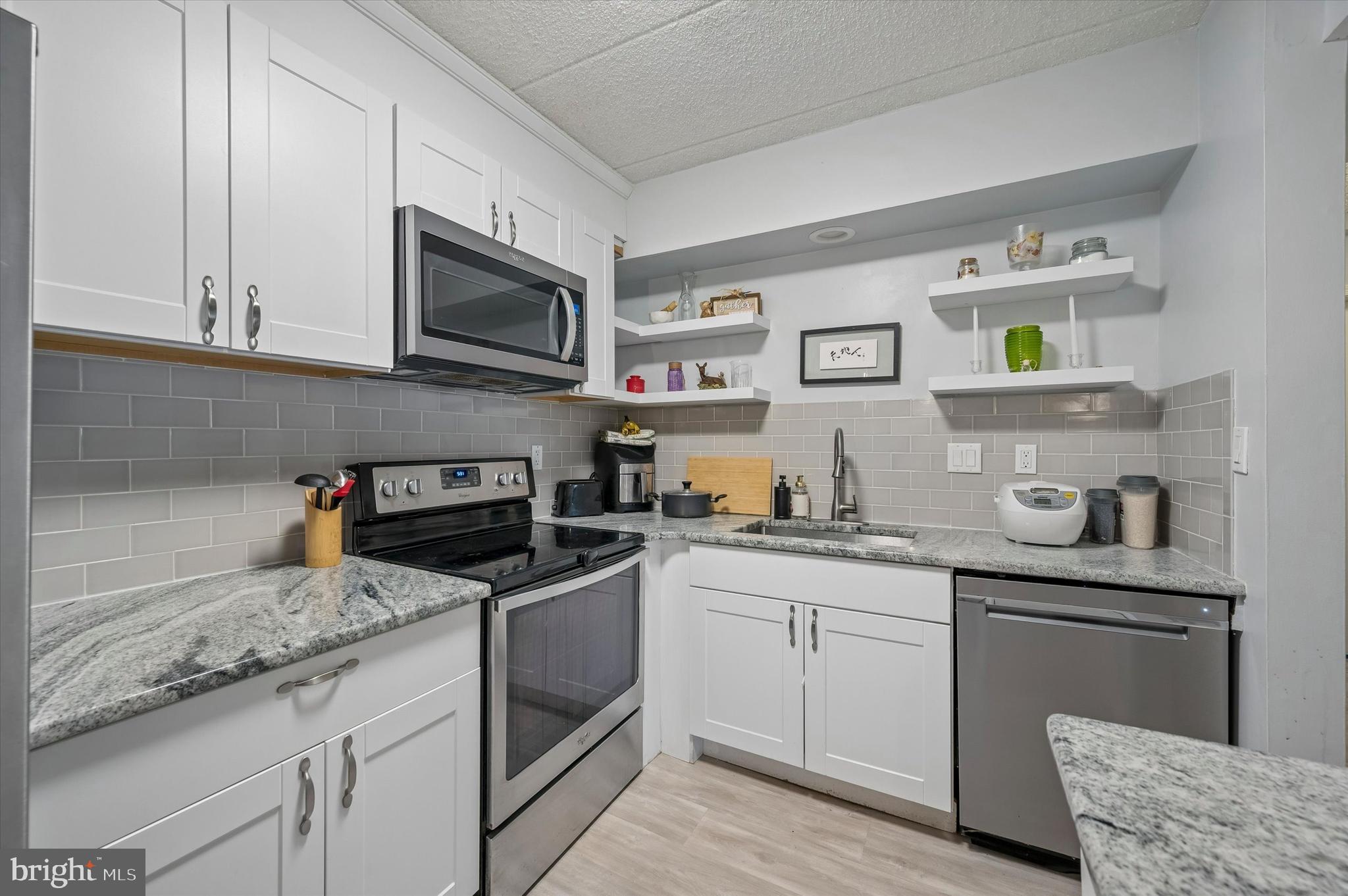 114 Riversedge Drive, Unit CONDO 114 Jeffersonville, PA 19403 - Photo 13 of 22