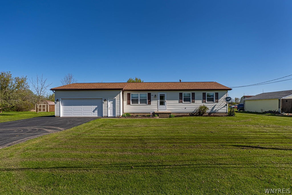3889 Slusaric Road Wheatfield, NY 14120 - Photo 1 of 50