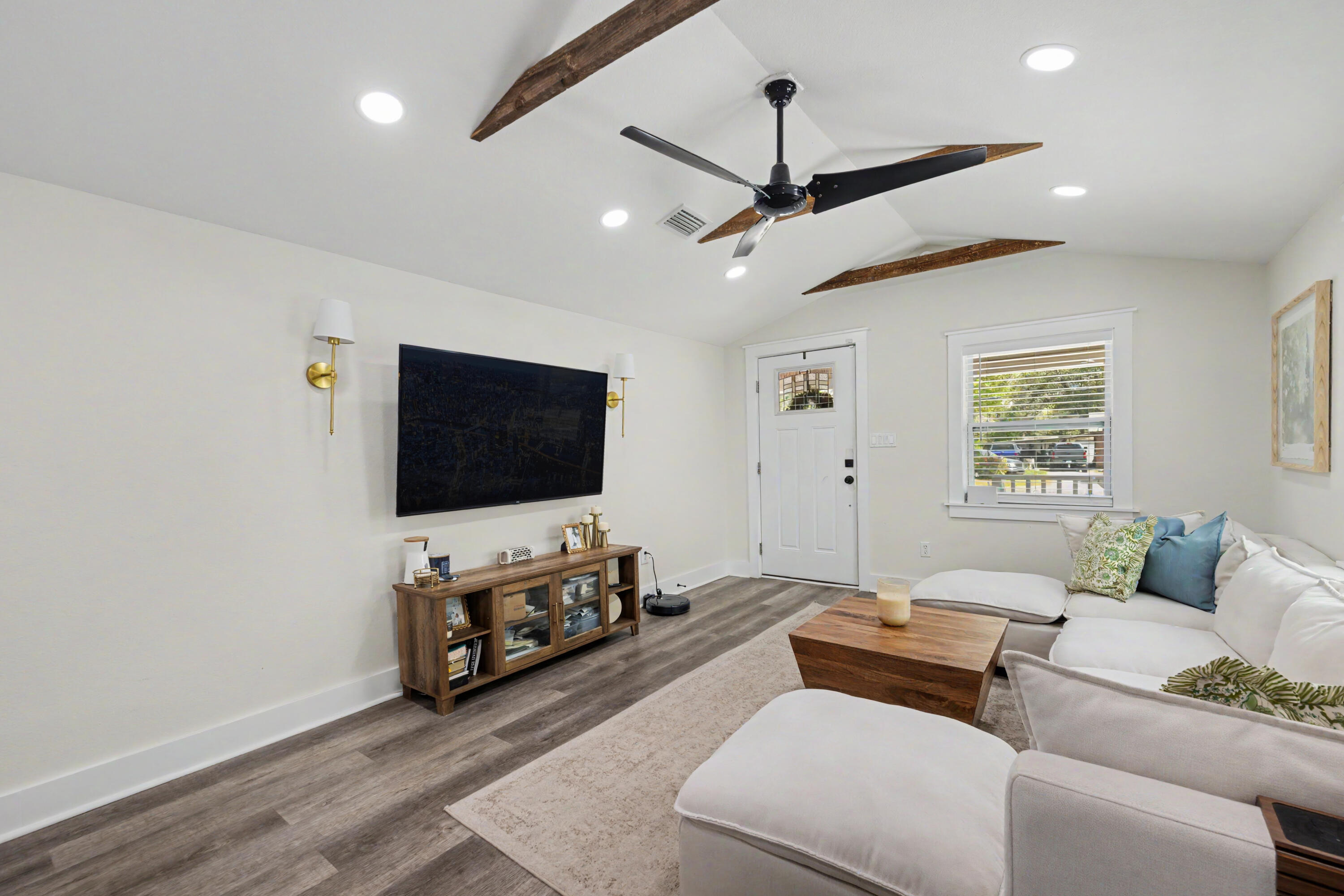 196 Mc Arthur Street Crestview, FL 32539 - Photo 8 of 40 7-07