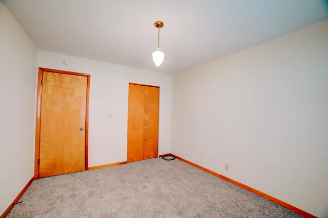 $83,900 | 433 South 5th Street, Watseka, IL 60970