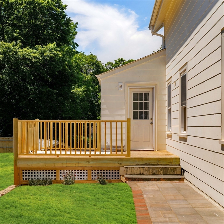 8 Rowe Street Stoneham, MA 02180 - Photo 40 of 41