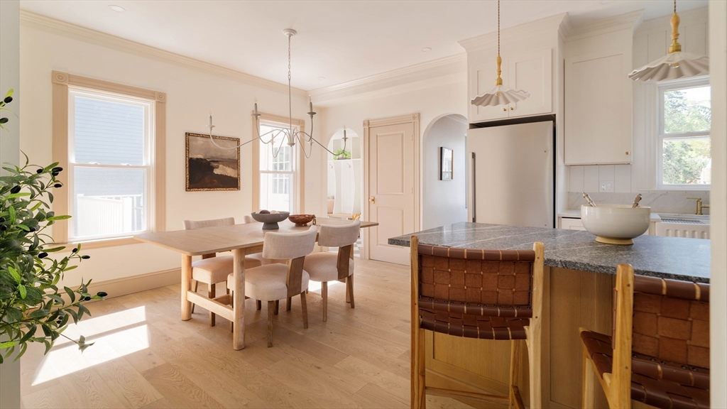 8 Rowe Street Stoneham, MA 02180 - Photo 5 of 41