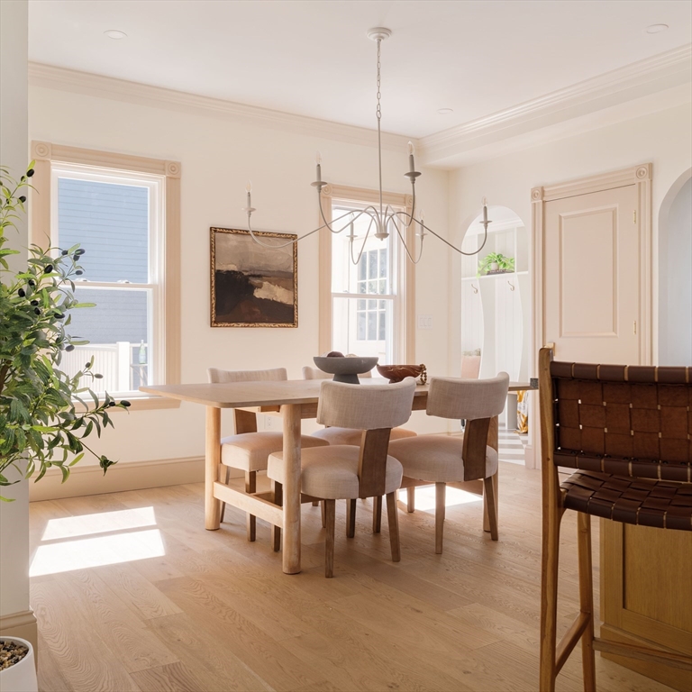 8 Rowe Street Stoneham, MA 02180 - Photo 6 of 41