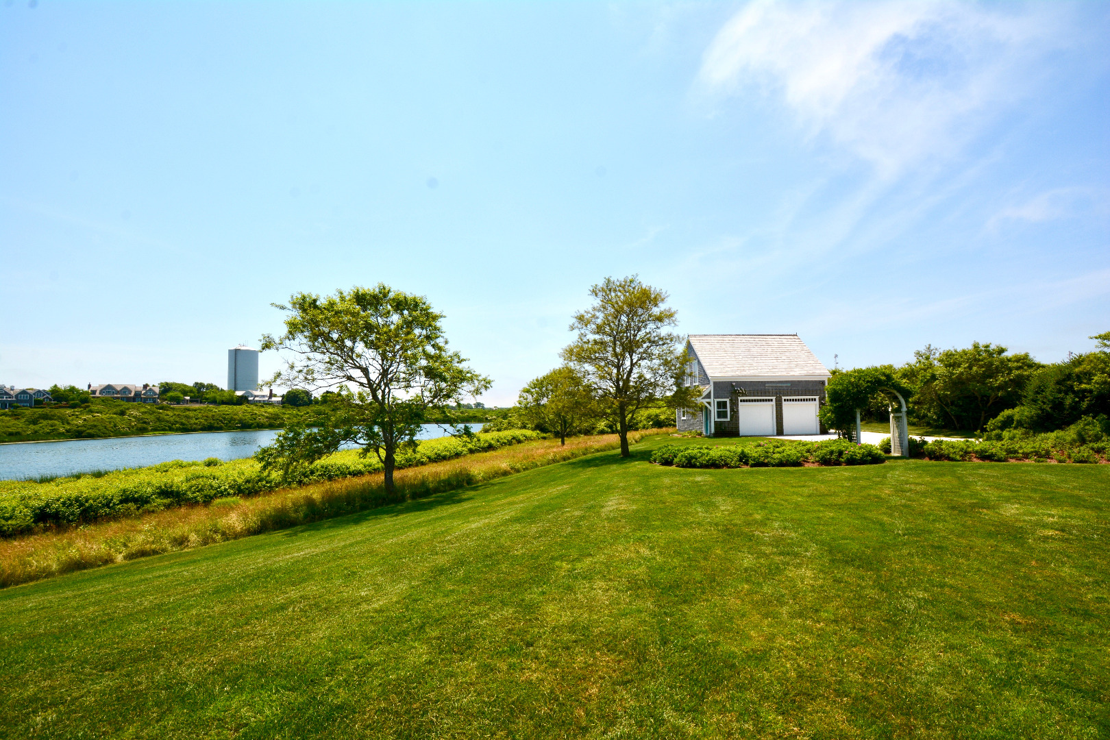 31 Washing Pond Road Nantucket, MA 02554 - Photo 27 of 34 Gallery Image 27