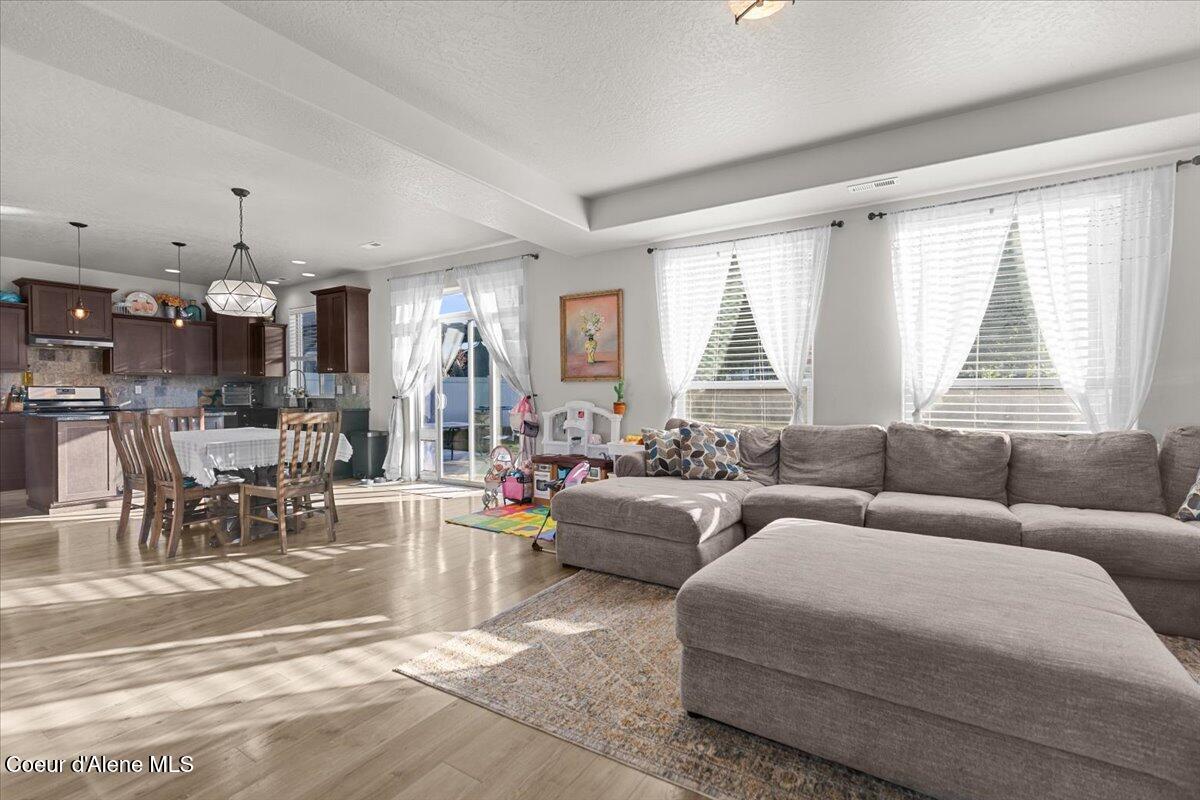 9569 North Prince William Loop Hayden, ID 83835 - Photo 12 of 49 Open Concept Living/Dining/Kitchen