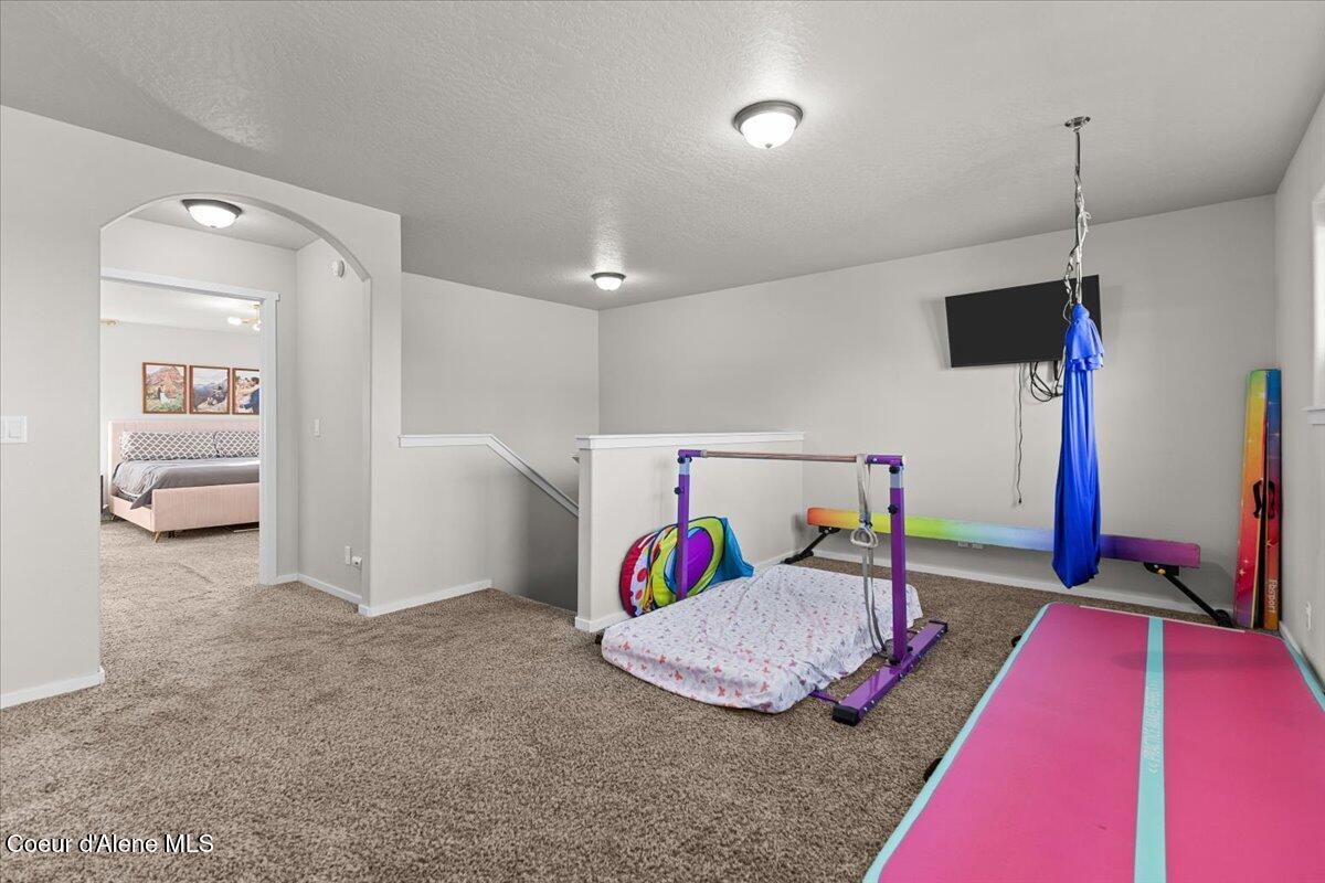 9569 North Prince William Loop Hayden, ID 83835 - Photo 21 of 49 Spacious Loft