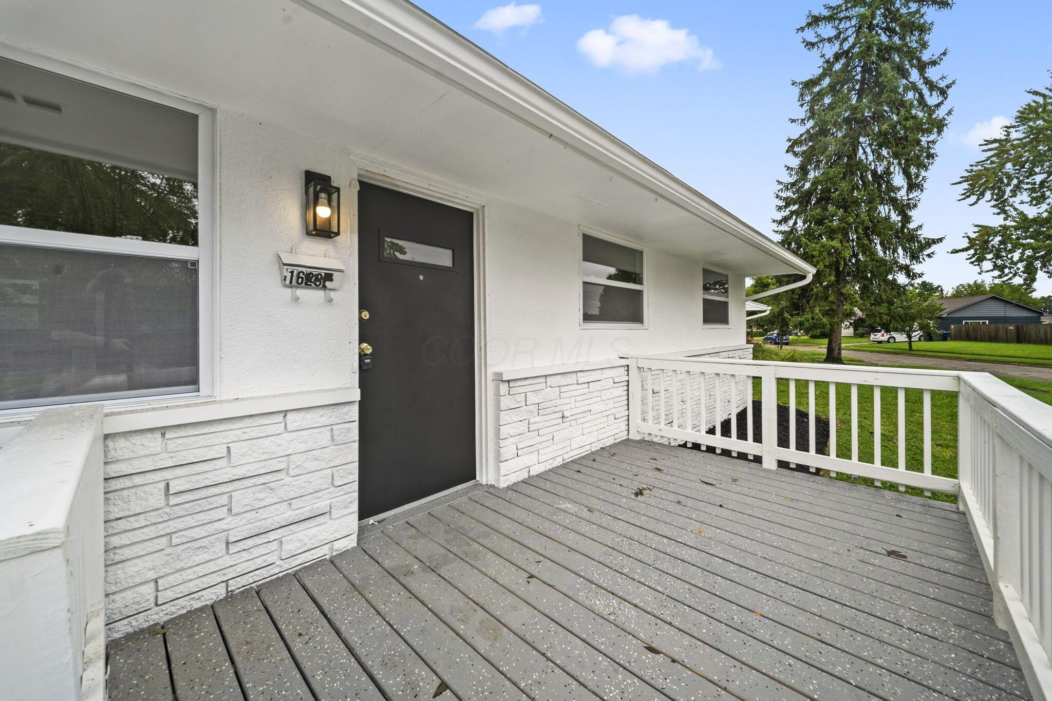 1623 Cunard Road Columbus, OH 43227 - Photo 8 of 72 8-web-or-mls-DSC02985