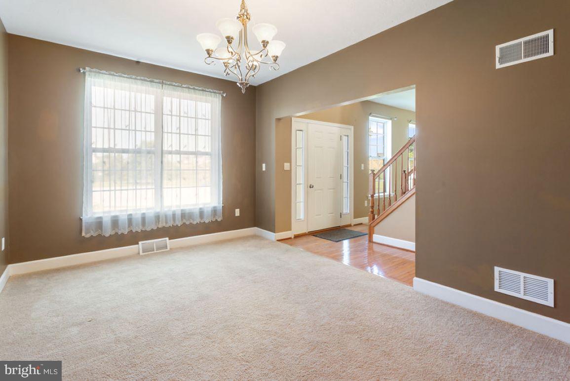 439 Joshua Court Hanover, PA 17331 - Photo 5 of 40