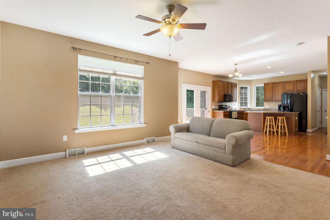 439 Joshua Court Hanover, PA 17331 - Photo 6 of 40