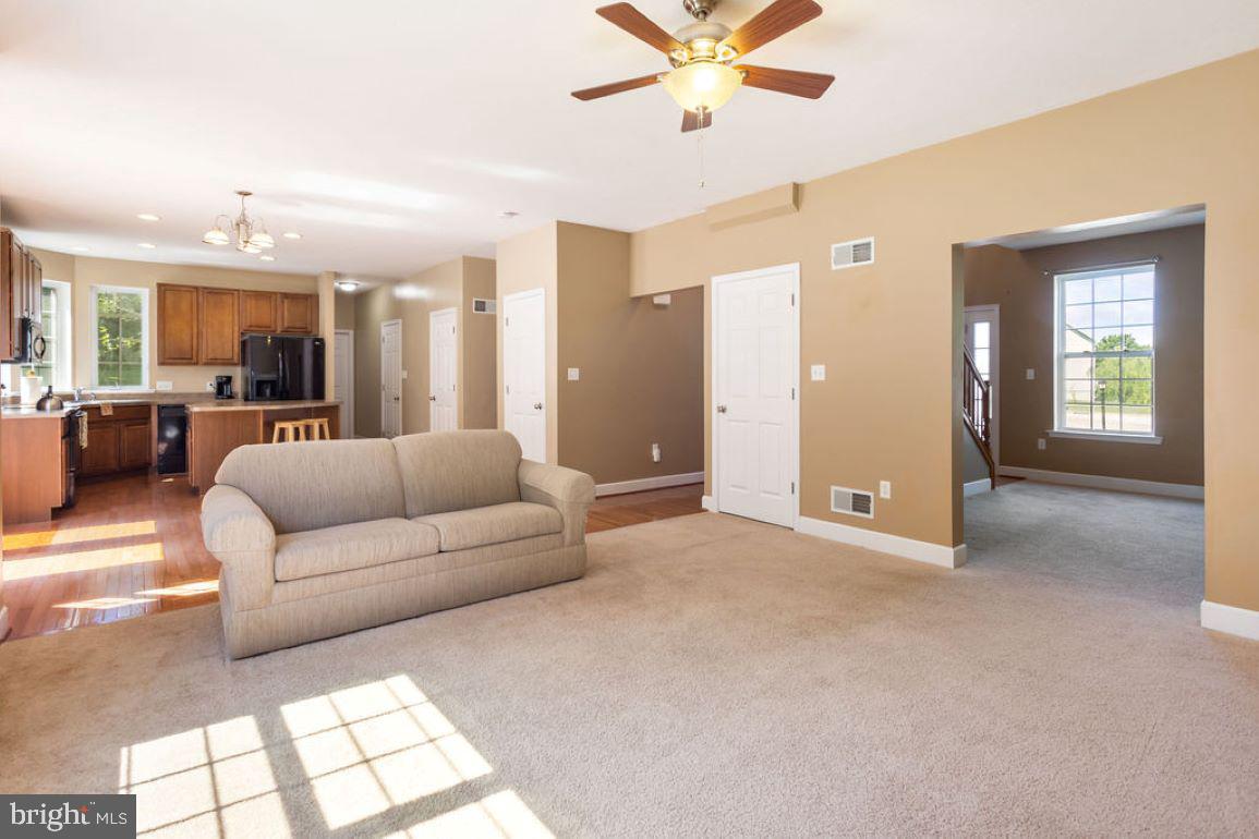 439 Joshua Court Hanover, PA 17331 - Photo 7 of 40