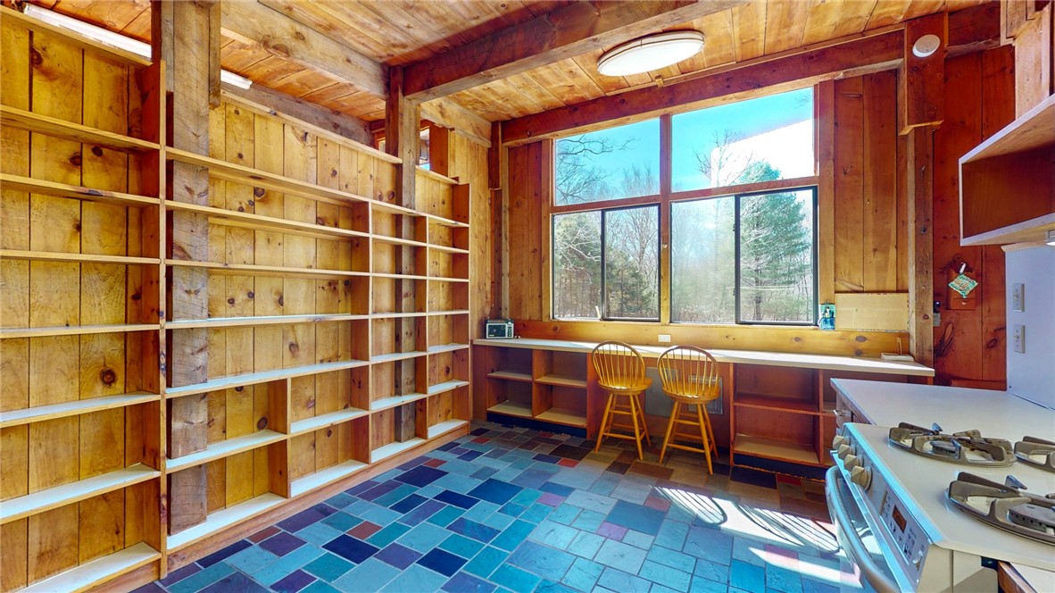 1107 Shannock Road Charlestown, RI 02813 - Photo 12 of 35