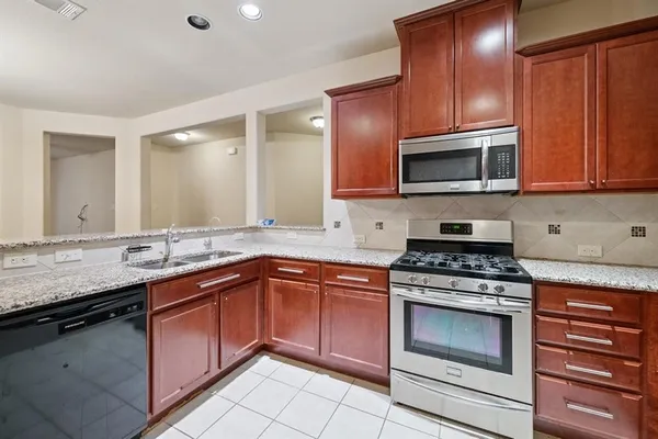 $2,500 | 9816 Coyote Pass Trail, McKinney, TX 75071