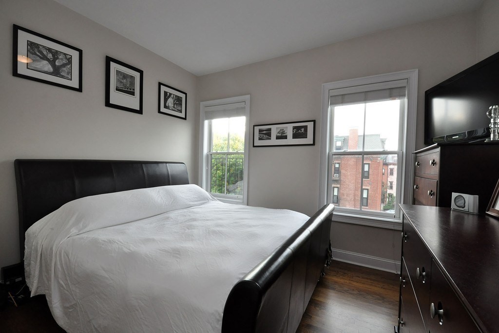 80 Rutland Street, Unit 2 Boston, MA 02118 - Photo 5 of 8
