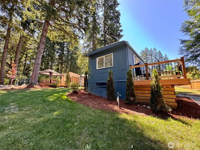 front view of house with a yard