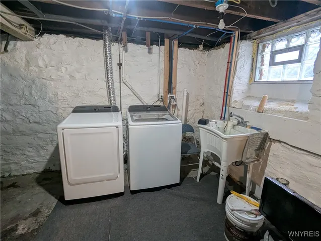 $2,350 | 116 Southside Parkway, Buffalo, NY 14220