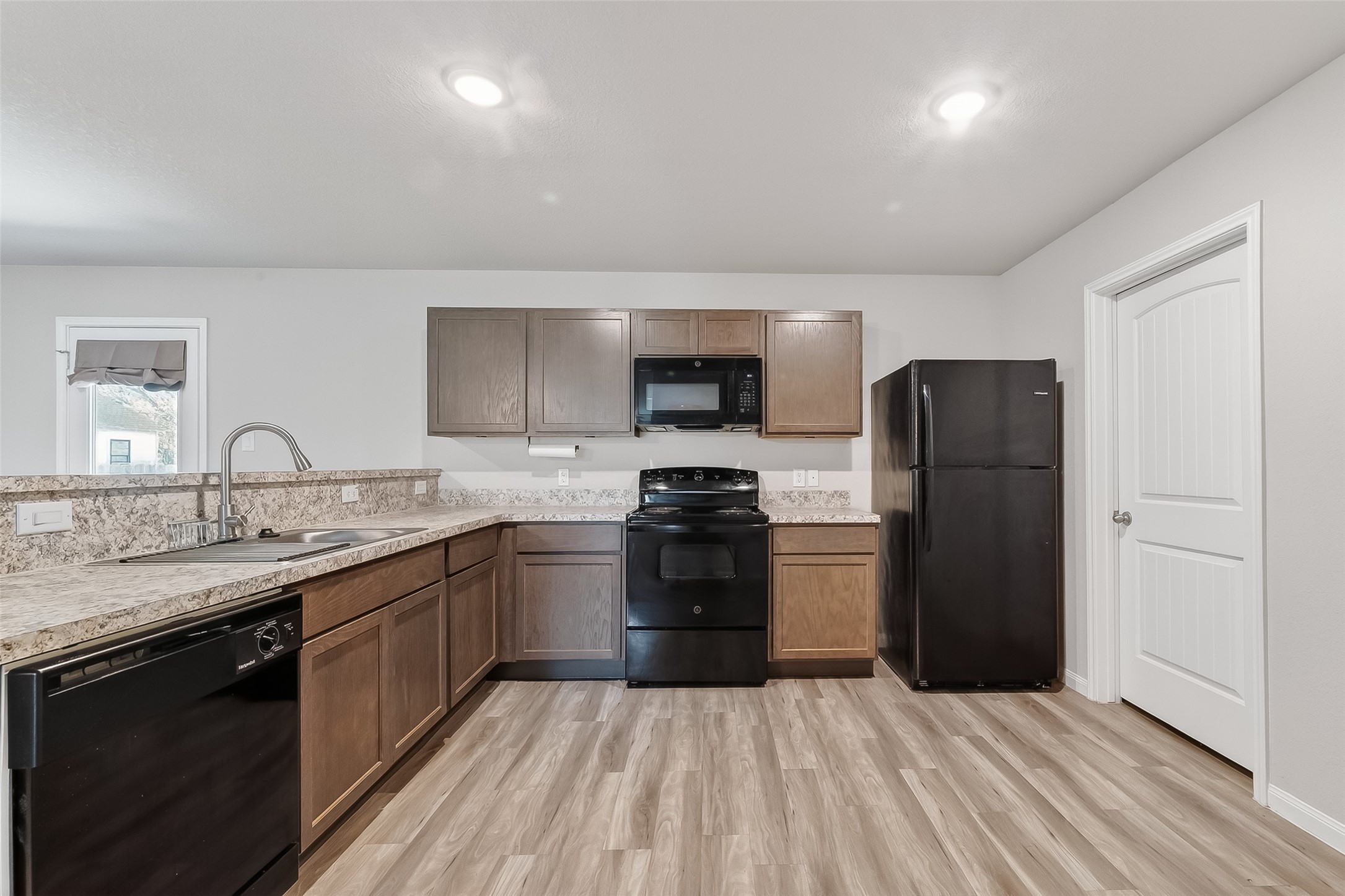 2516 Boss Street La Marque, TX 77568 - Photo 18 of 46