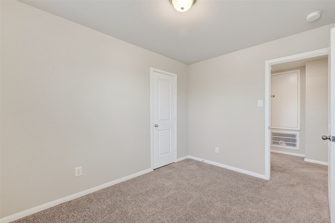 2516 Boss Street La Marque, TX 77568 - Photo 24 of 46 a view of an empty room