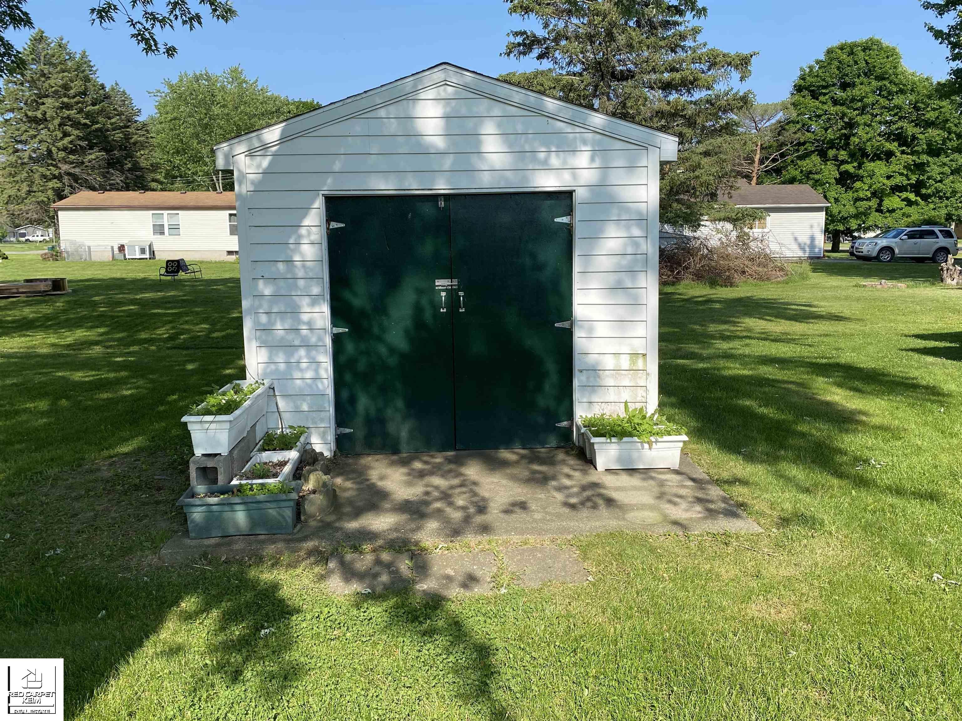 4292 Risedorph Street Burton, MI 48509 - Photo 23 of 30 50179257-25d249c5-d6aa-4734-837b-ee80be9d62ee.JPG