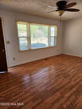 $1,700 | 203 6th Street, Aberdeen, NC 28315