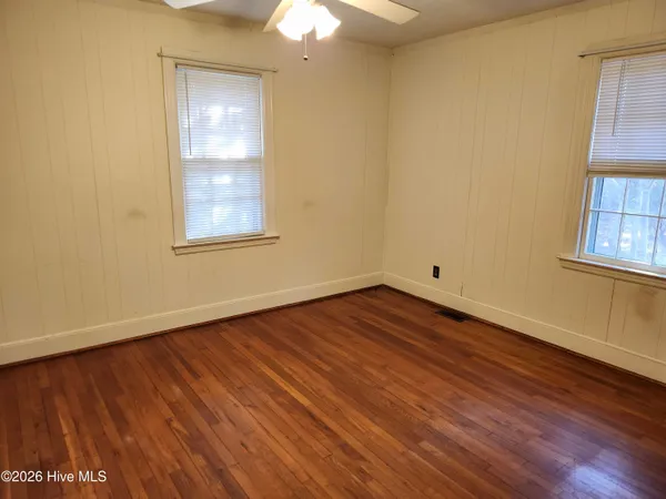 $1,700 | 203 6th Street, Aberdeen, NC 28315