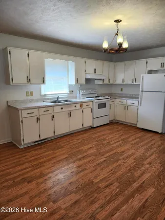 $1,700 | 203 6th Street, Aberdeen, NC 28315