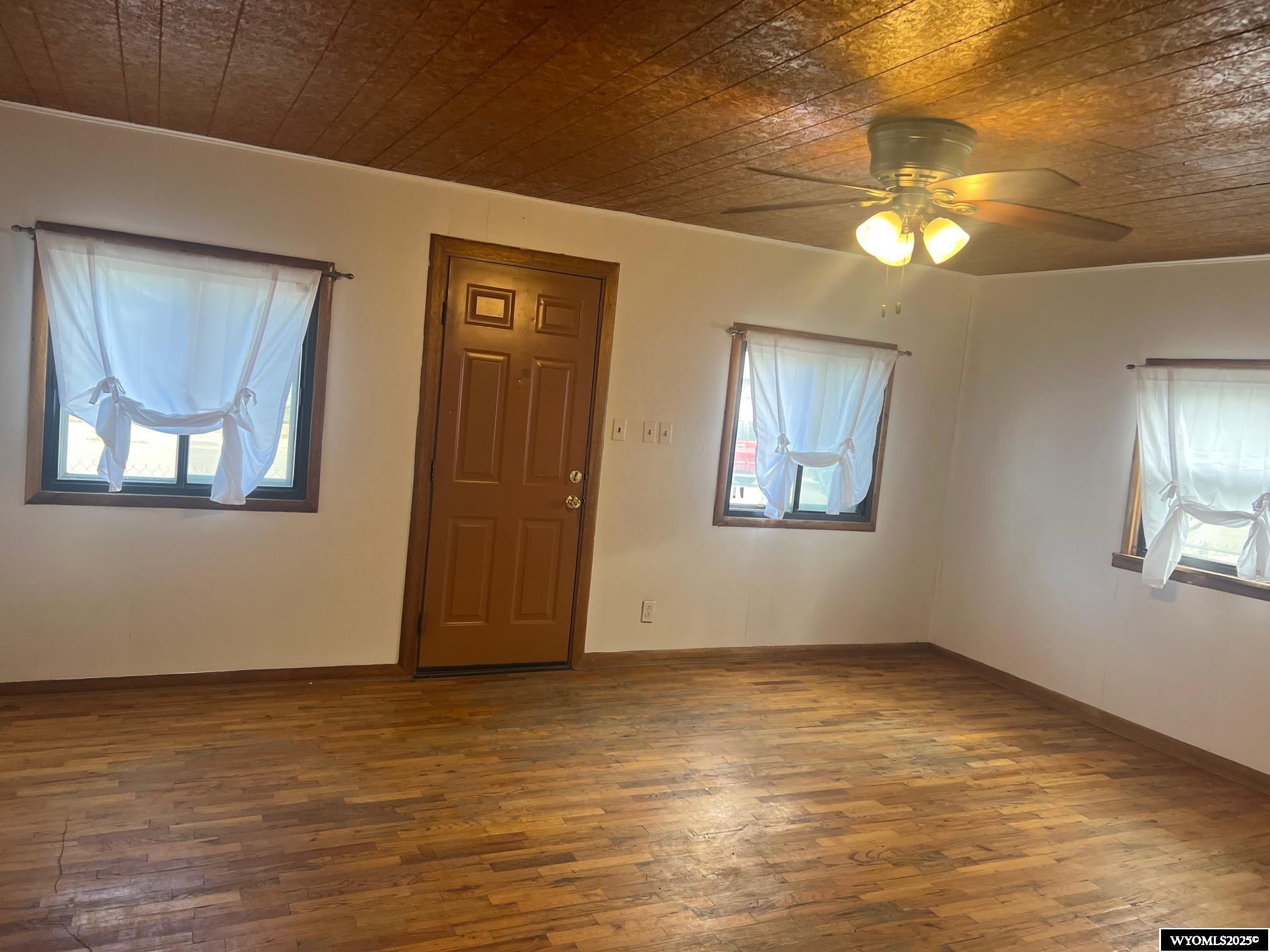 506 West State Street Rawlins, WY 82301 - Photo 2 of 8