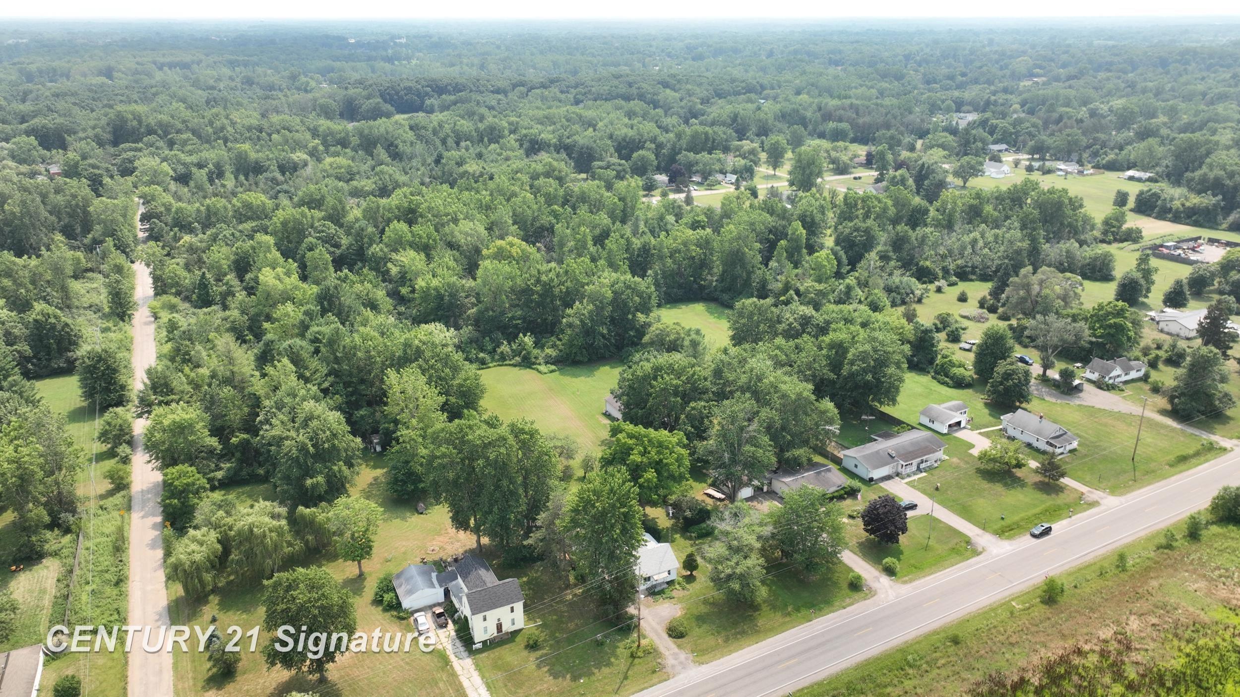 6217 Coldwater Road Flushing, MI 48433 - Photo 27 of 30 50215270-44eae1bd-8e3d-4c10-95f0-ca4f3631b113.JPG