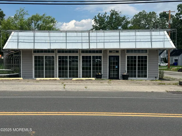 $550,000 | Mantoloking Road, Brick, NJ 08723