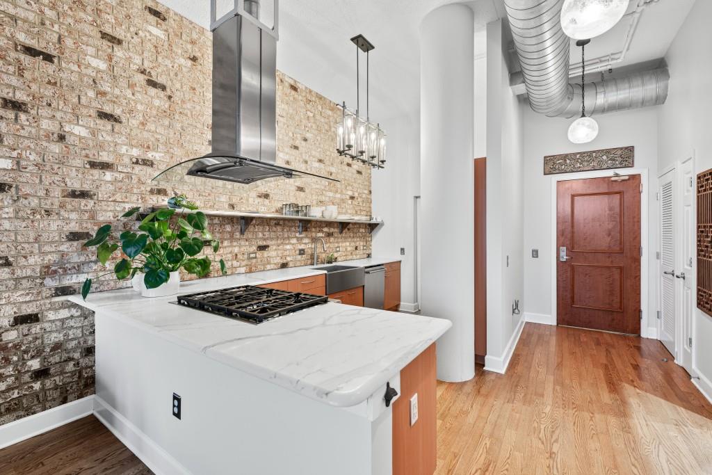 3820 Roswell Road Northeast, Unit 705 Atlanta, GA 30342 - Photo 2 of 62