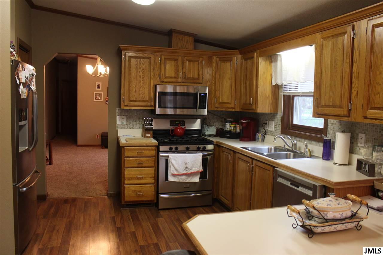 4601 Clark Lake Road Jackson, MI 49201 - Photo 3 of 28 Photo 3