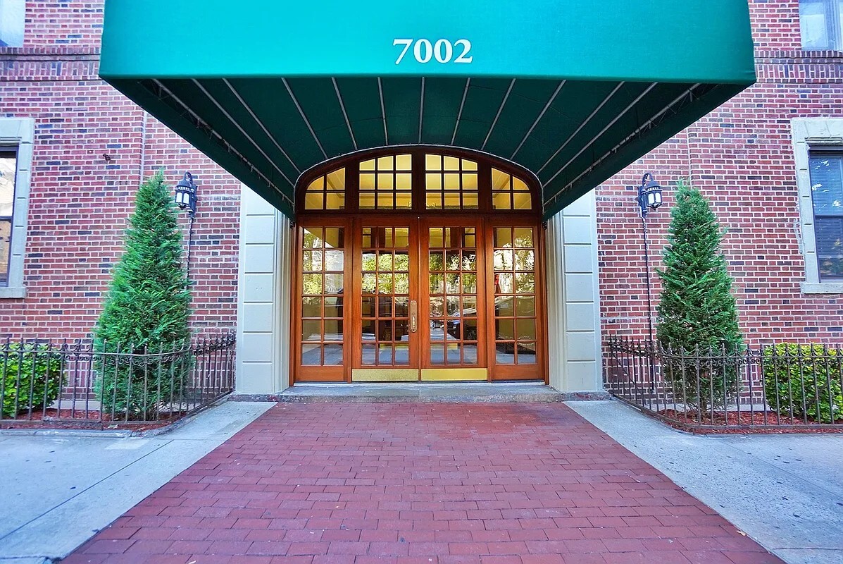 7002 Ridge Boulevard, Unit E14 Brooklyn, NY 11209 - Photo 13 of 16