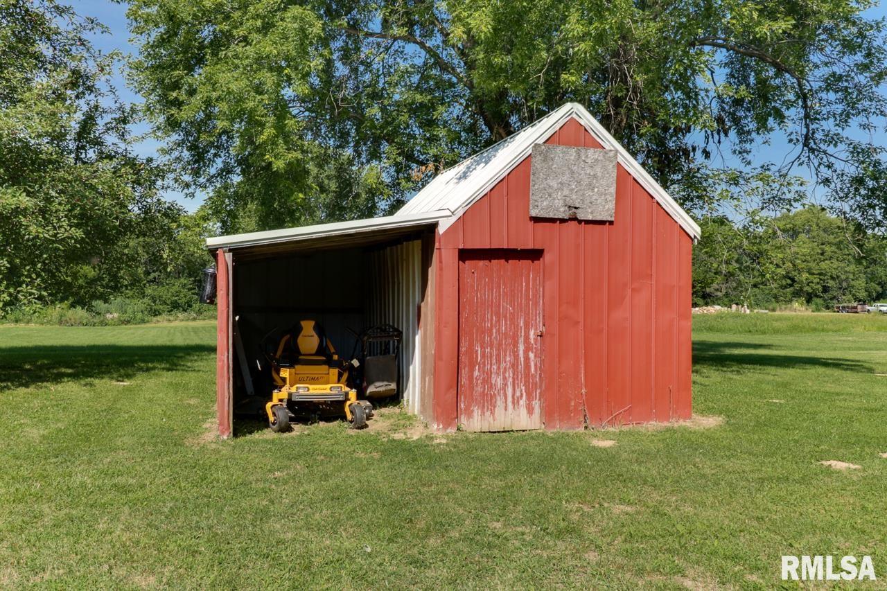 7383 Locust Road Delavan, IL 61734 - Photo 37 of 45