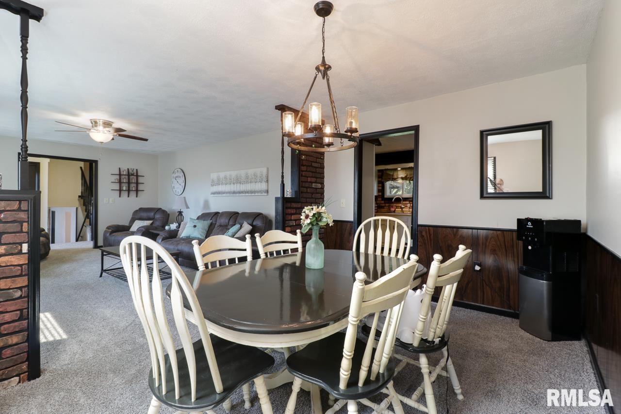 7383 Locust Road Delavan, IL 61734 - Photo 8 of 45