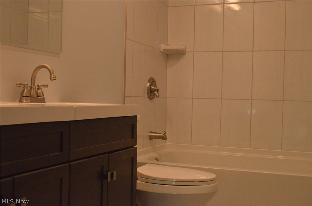 3011 Ridge Road Warren, OH 44484 - Photo 7 of 33 Gallery Image 7