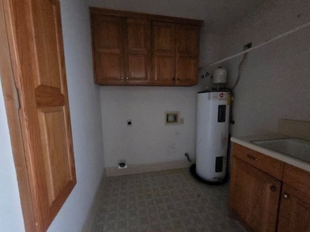 2212 Rock Creek Drive Kerrville, TX 78028 - Photo 11 of 36 a view of a storage