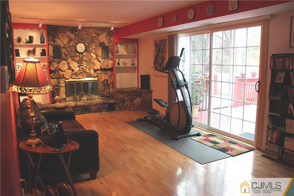 115 Dunhams Corner Road East Brunswick, NJ 08816 - Photo 2 of 21 Gallery Image 2