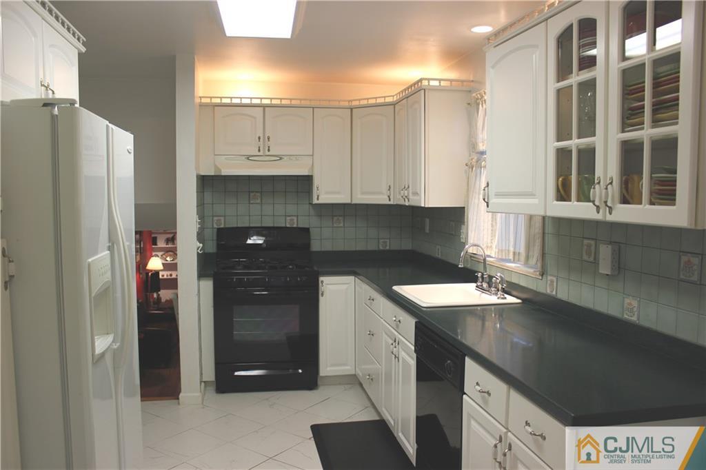 115 Dunhams Corner Road East Brunswick, NJ 08816 - Photo 12 of 21 Gallery Image 12