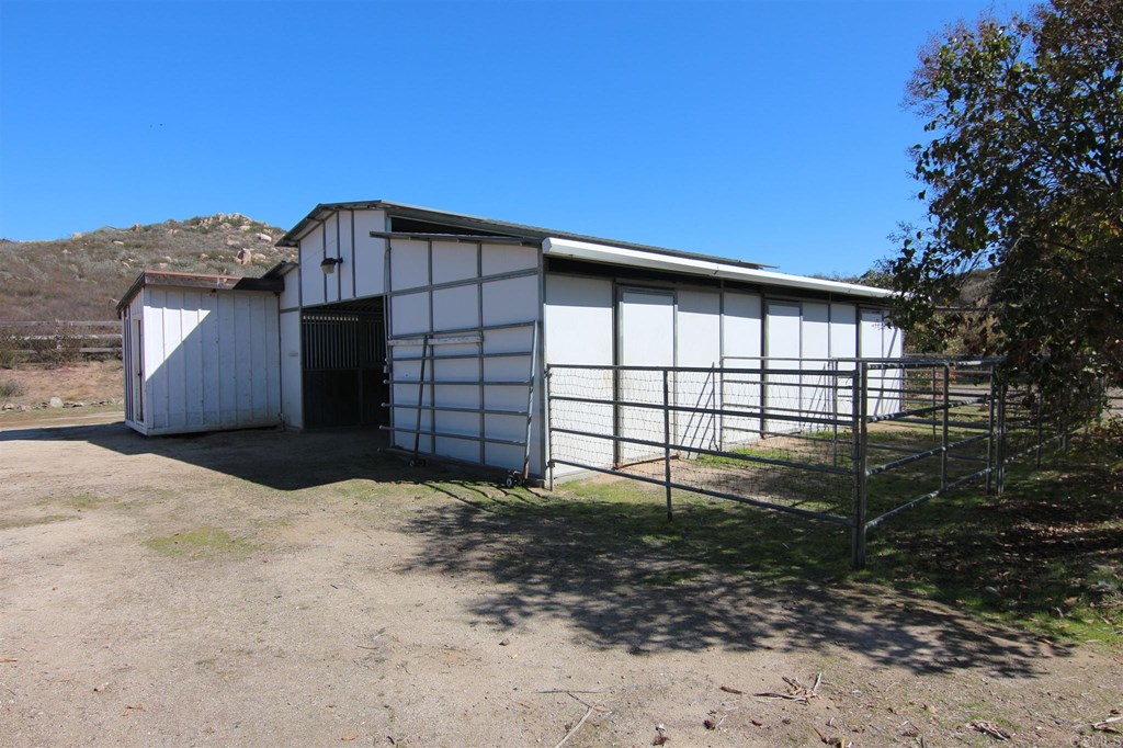 38755 Barranca Road Temecula, CA 92592 - Photo 23 of 27 Gallery Image 23