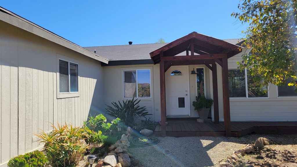 38755 Barranca Road Temecula, CA 92592 - Photo 7 of 27 Gallery Image 7