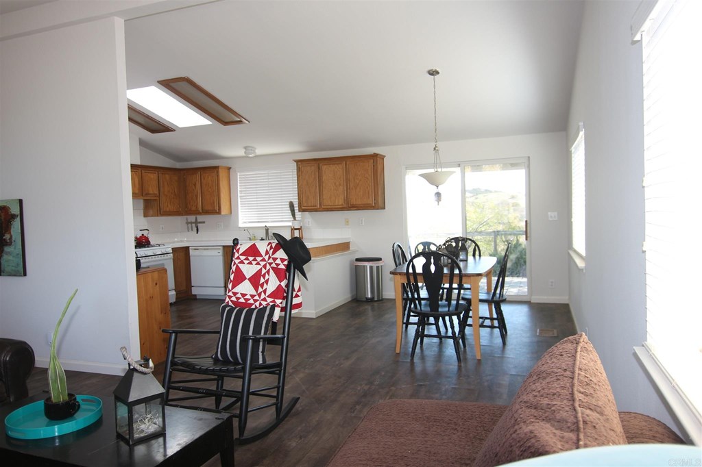 38755 Barranca Road Temecula, CA 92592 - Photo 9 of 27 Gallery Image 9