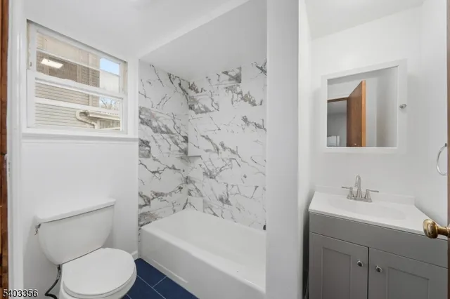 $669,000 | 207 West Grand Street, Elizabeth, NJ 07202