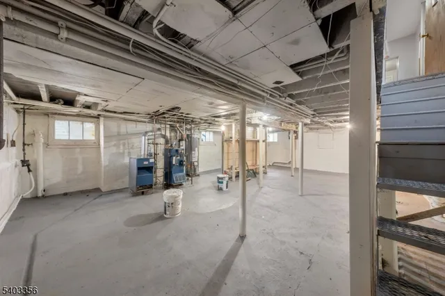 $669,000 | 207 West Grand Street, Elizabeth, NJ 07202